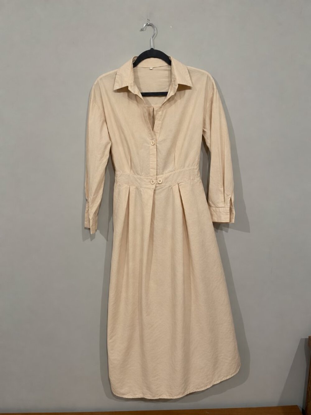 Women’s Beige Button-Front Maxi Shirt Dress Size Medium Long Sleeve